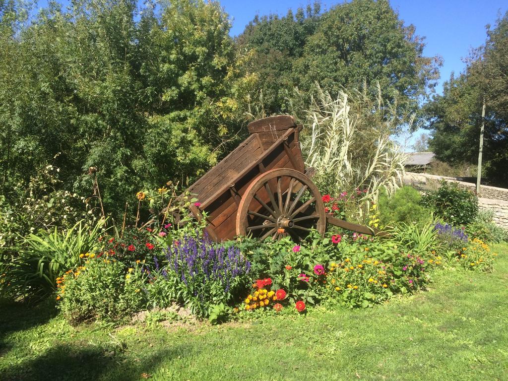 La Petite Maison Crezieres エクステリア 写真